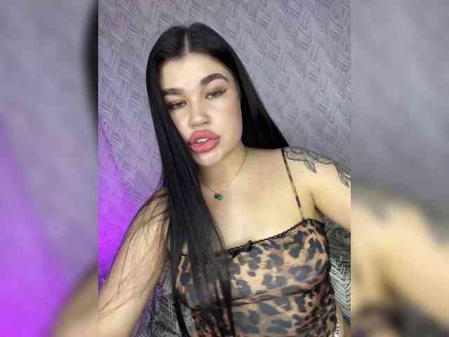 suchka-black- webcam