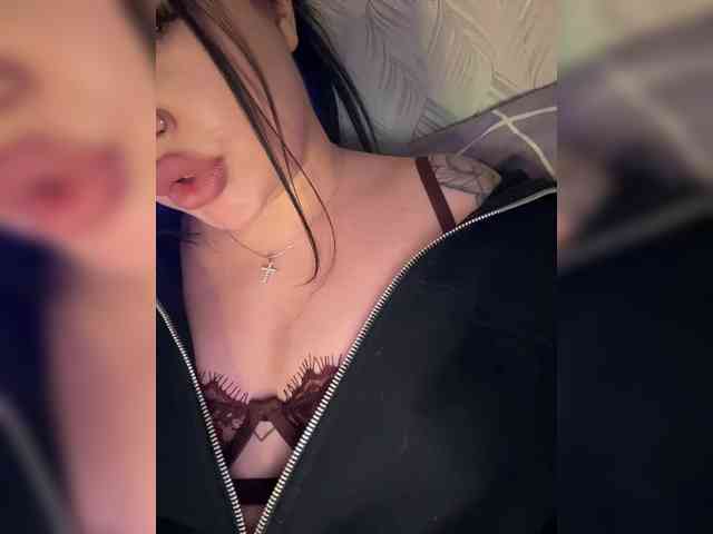 suchka-black- webcam