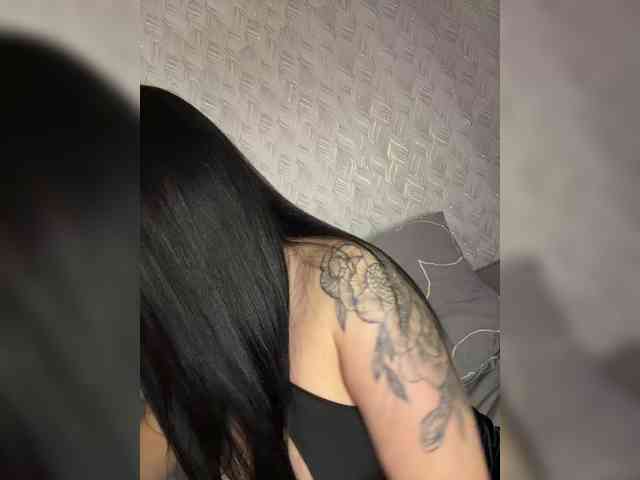 suchka-black- webcam