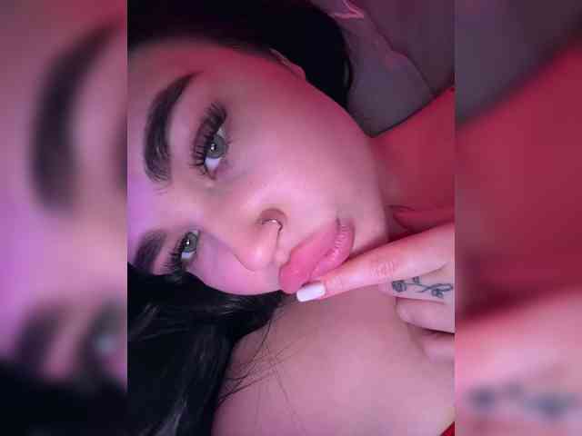 suchka-black- webcam