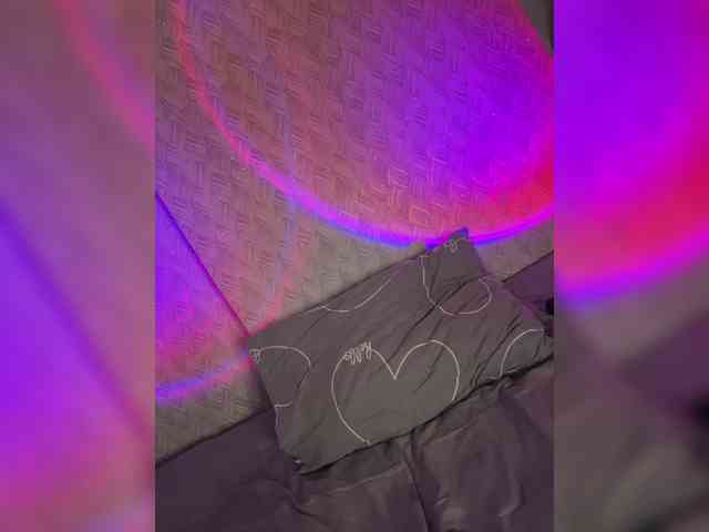 suchka-black- webcam