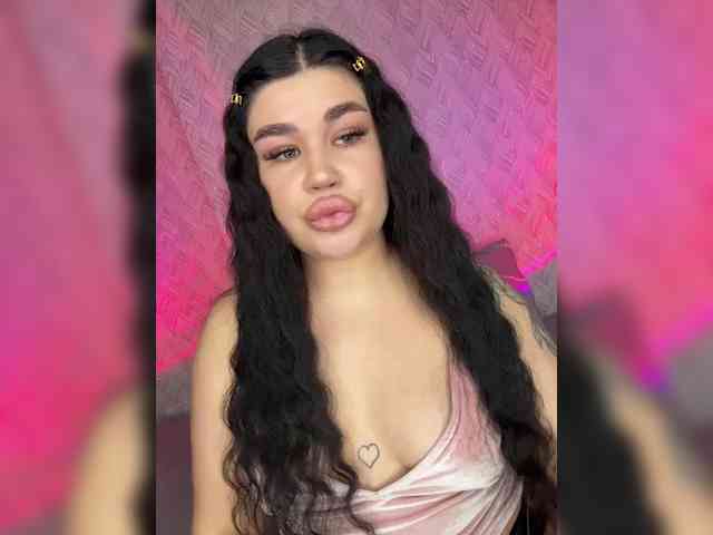 suchka-black- webcam