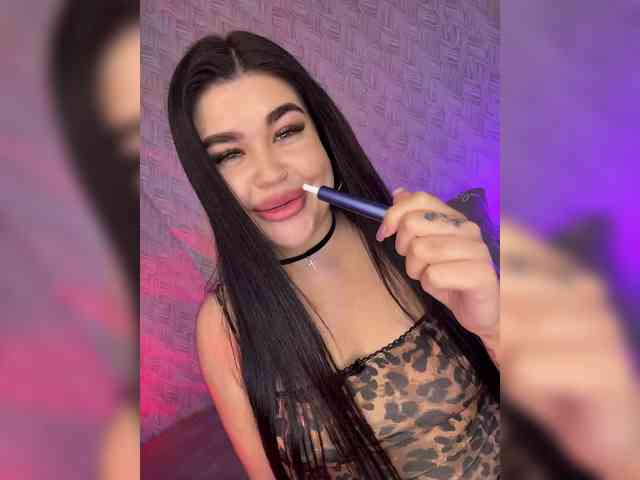 suchka-black- webcam