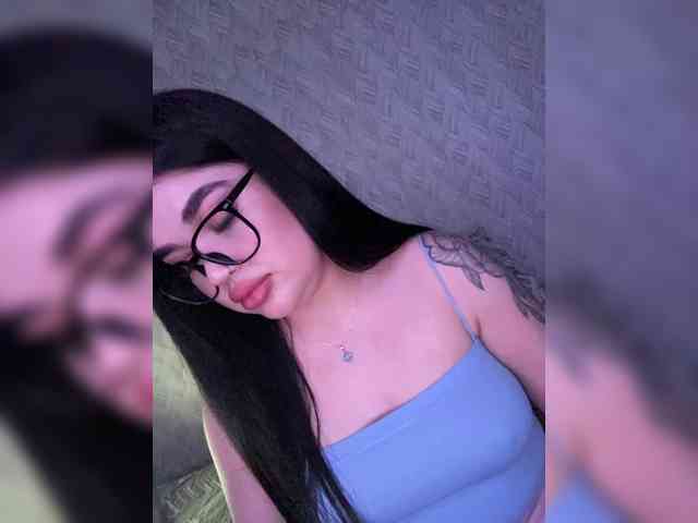 suchka-black- webcam