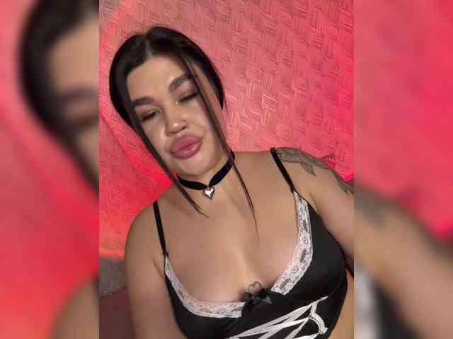 suchka-black- webcam