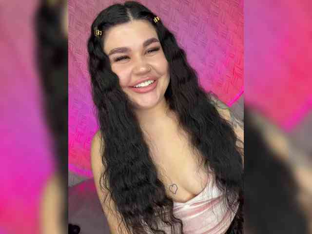 suchka-black- webcam