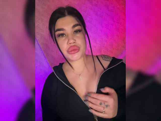 suchka-black- webcam