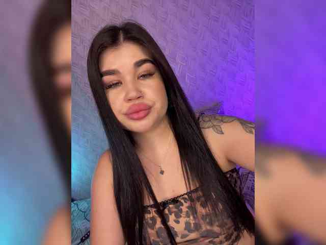 suchka-black- webcam