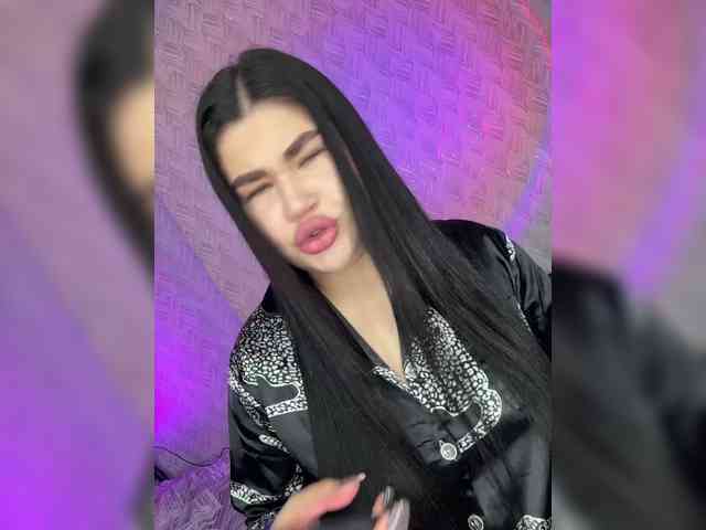 suchka-black- webcam