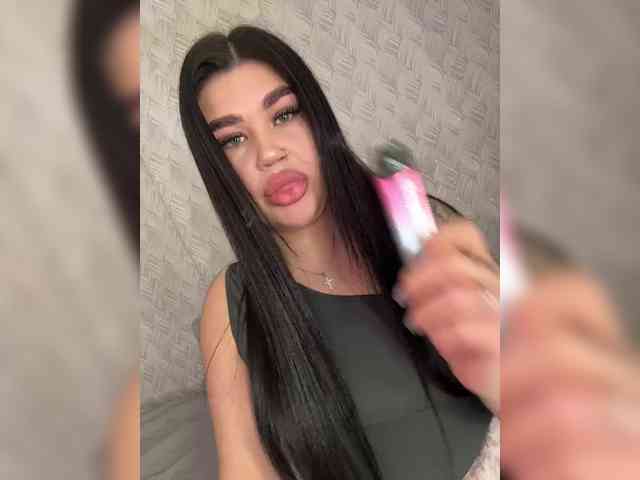 suchka-black- webcam