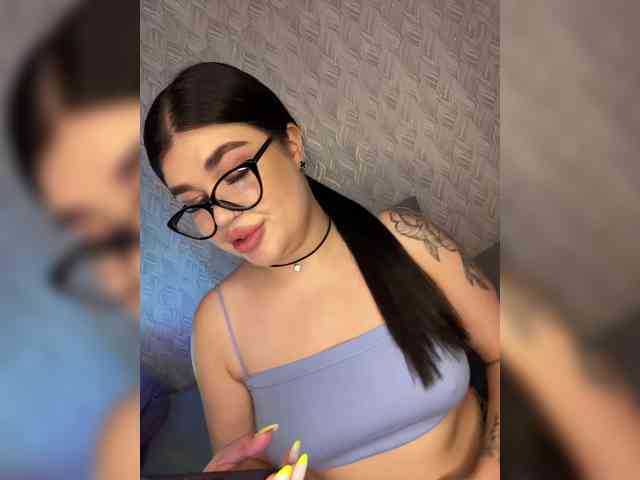 suchka-black- webcam