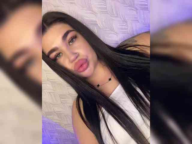 suchka-black- webcam