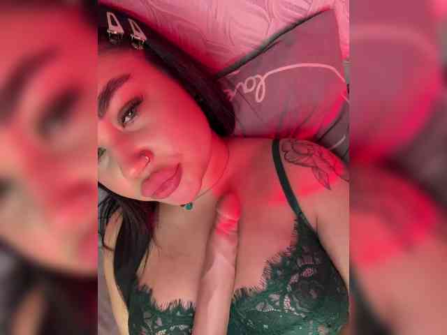 suchka-black- webcam