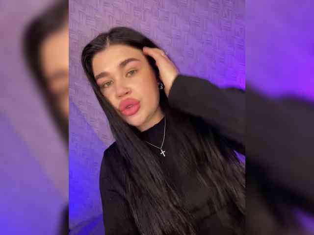 suchka-black- webcam