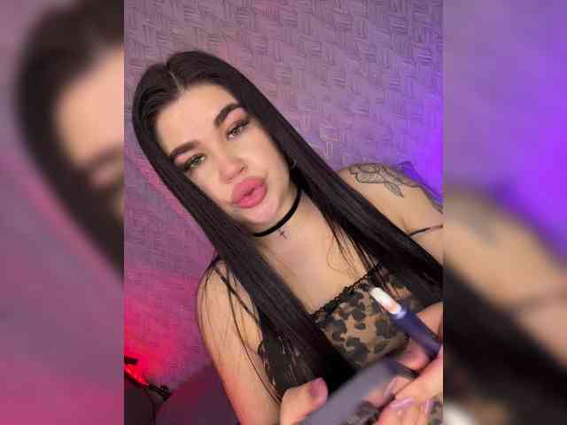 suchka-black- webcam