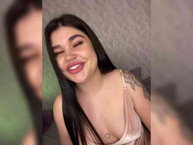 suchka-black- webcam
