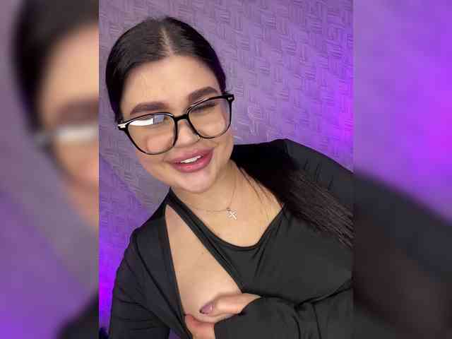 suchka-black- webcam