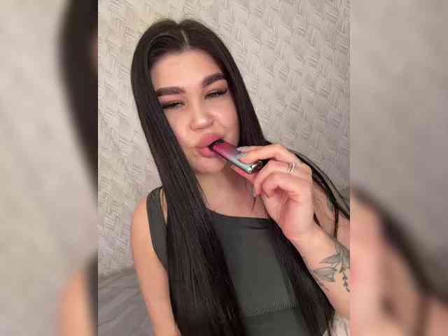 suchka-black- webcam