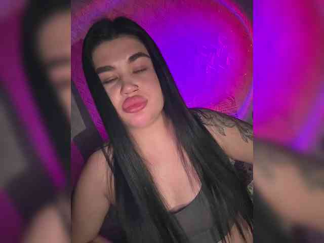 suchka-black- webcam