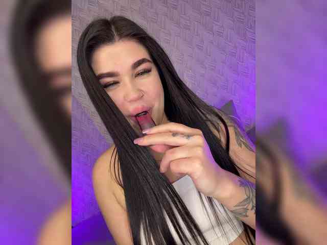 suchka-black- webcam