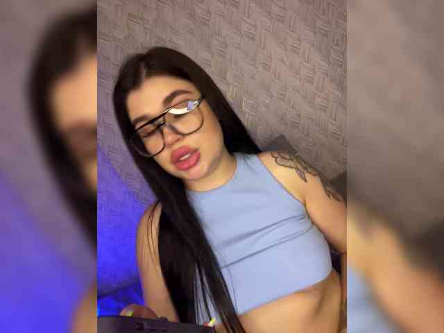 suchka-black- webcam
