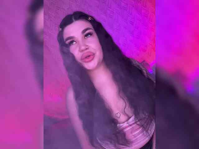 suchka-black- webcam