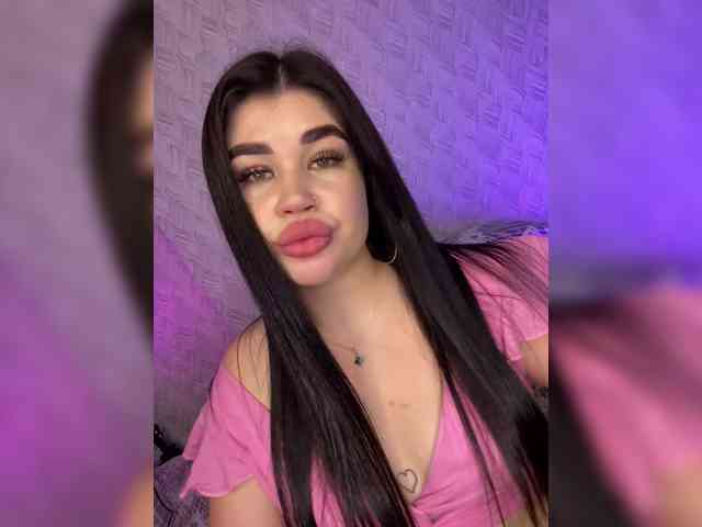 suchka-black- webcam