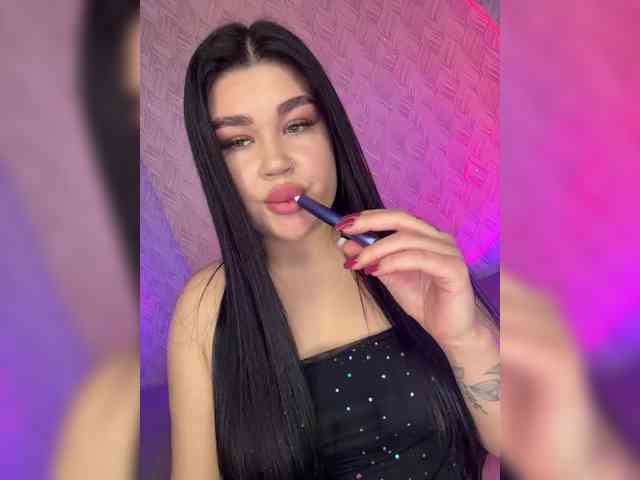 suchka-black- webcam