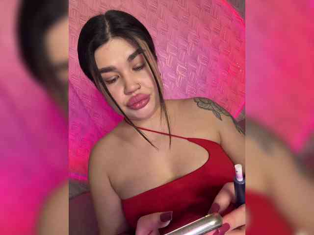 suchka-black- webcam