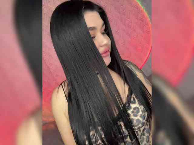 suchka-black- webcam