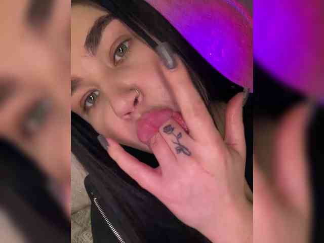 suchka-black- webcam