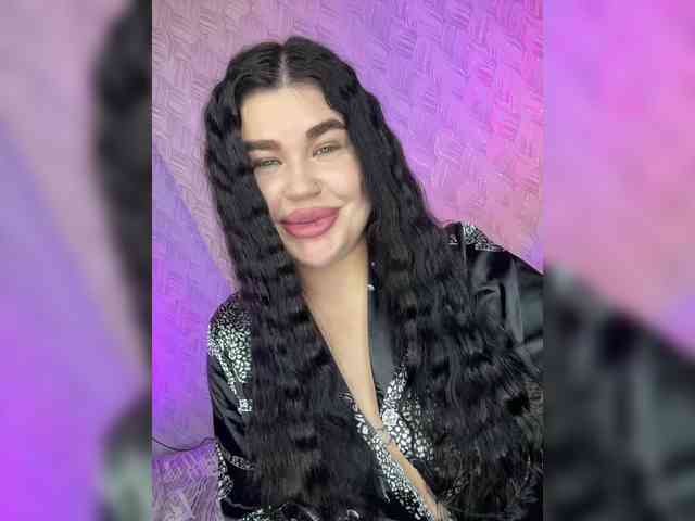 suchka-black- webcam