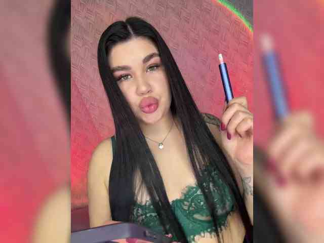 suchka-black- webcam