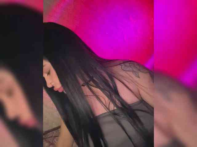 suchka-black- webcam