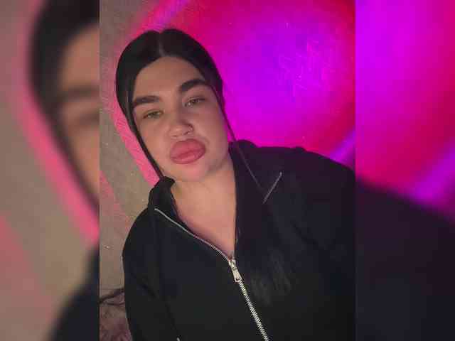 suchka-black- webcam