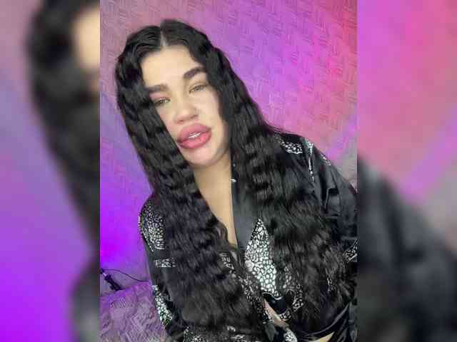 suchka-black- webcam