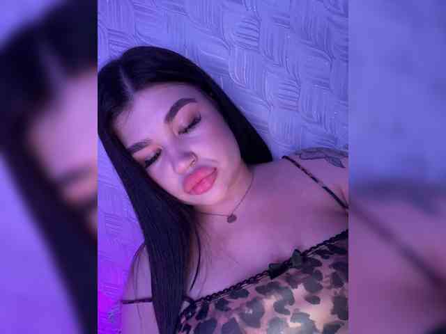 suchka-black- webcam