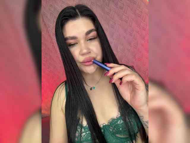 suchka-black- webcam