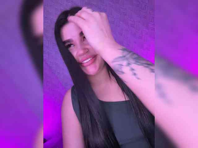 suchka-black- webcam