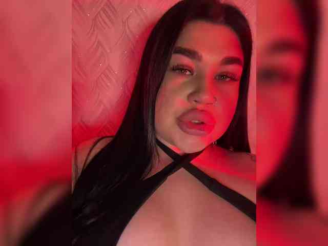 suchka-black- webcam