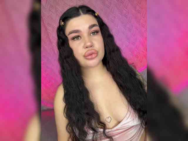 suchka-black- webcam