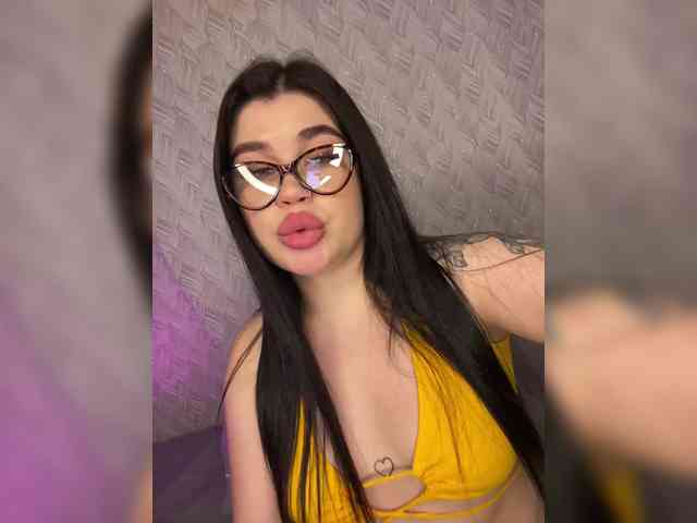 suchka-black- webcam