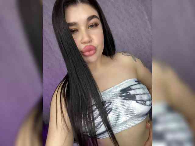 suchka-black- webcam