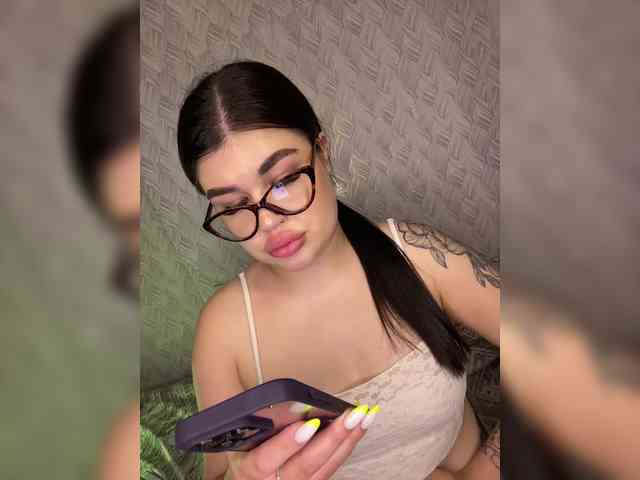suchka-black- webcam