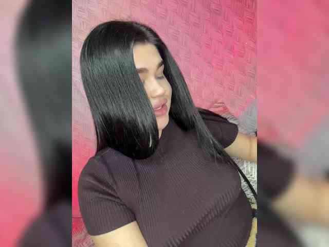 suchka-black- webcam