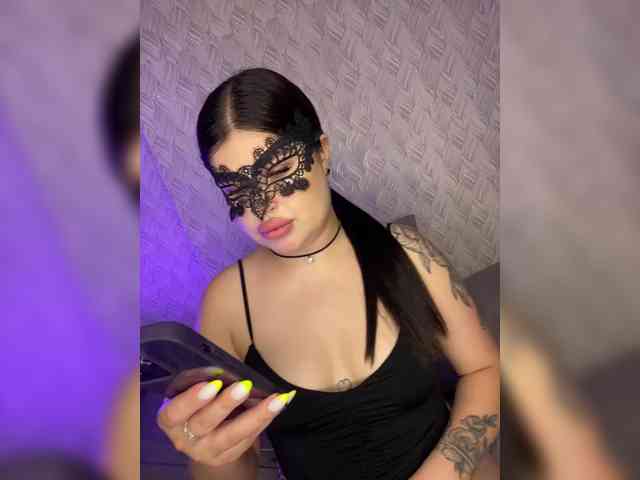 suchka-black- webcam