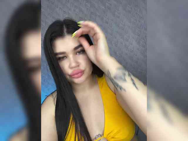 suchka-black- webcam