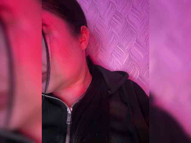 suchka-black- webcam