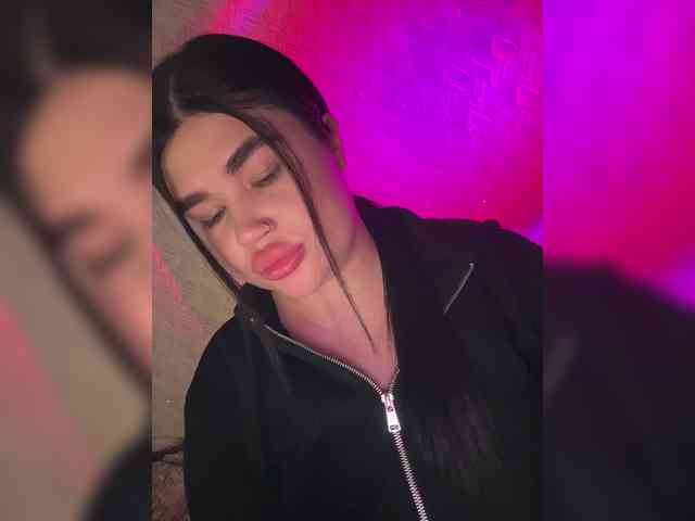 suchka-black- webcam