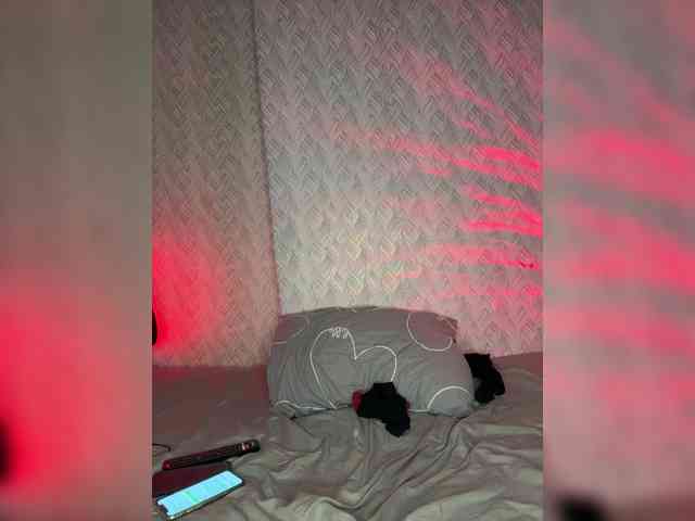 suchka-black- webcam